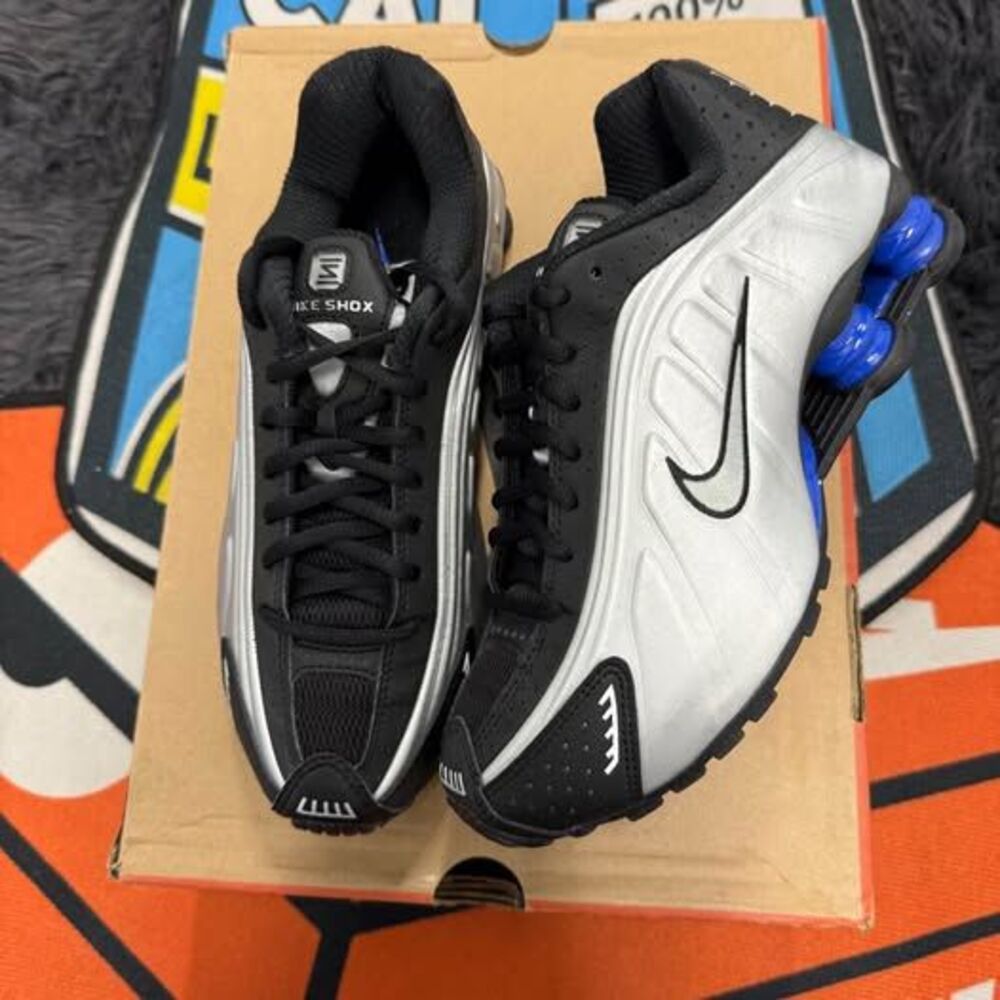 Nike Shox R4 Metallic Silver Black Racer Blue Size 7.5M